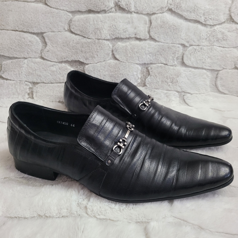 Chris Kaadu Men's Size 44 Black Leather Dress Comfort Loafer with Buckle Detail